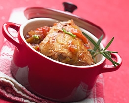 Vin et Poulet Basquaise